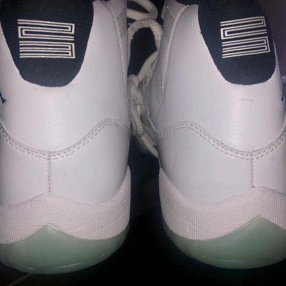Jordan 11 “Legend Blue” Sz 8.5 main image 5